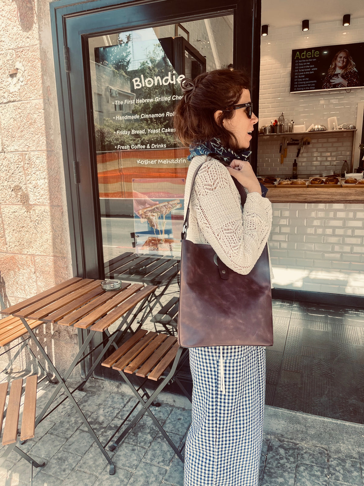 תיק באקט | שוקולד