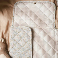 טען תמונה לגלריה, משטח החתלה נייד | NATURE TRAIL