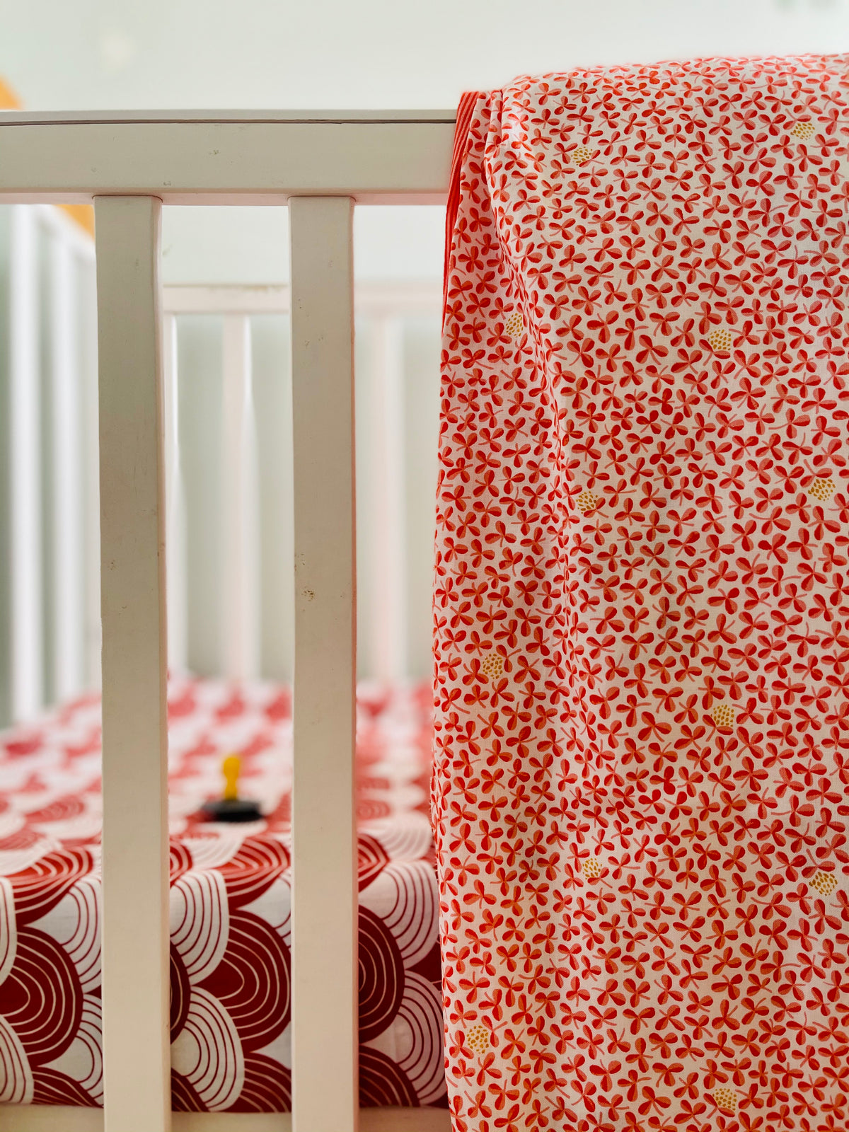 Clover burgundy duvet || ציפה לשמיכת תינוק