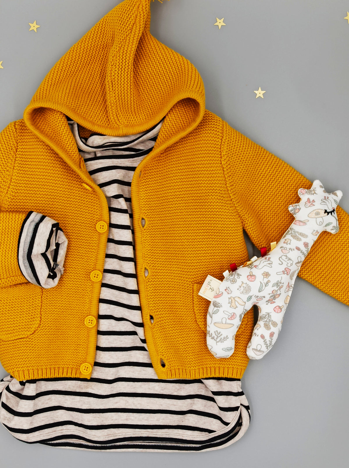 Knitted cotton jacket || ocher