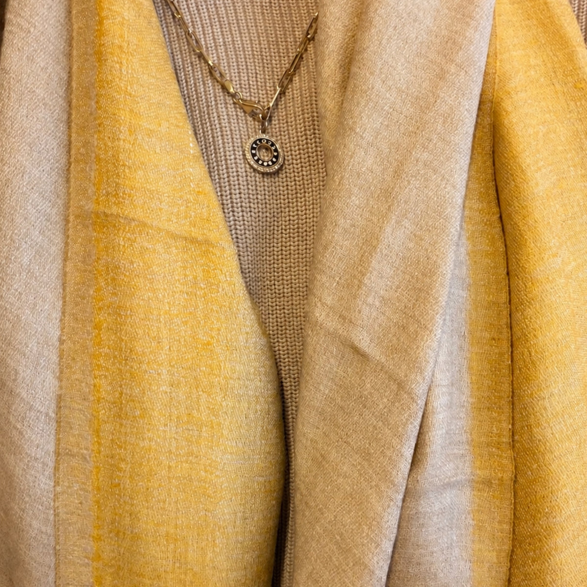 Two-tone scarf | Ivory צעיף