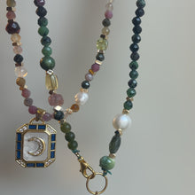 טען תמונה לגלריה, שרשרת מון | Italian marble