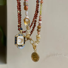 טען תמונה לגלריה, שרשרת מון | Italian marble