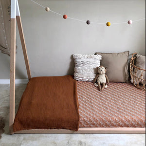 סדין למיטת יחיד | seashells cinnamon brown