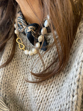 Load image into Gallery viewer, מחרוזת פנינים פראיות || Wild pearls string