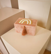 Load image into Gallery viewer, Jewellery box || קופסת קטיפה