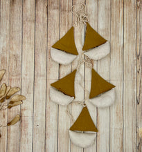 Load image into Gallery viewer, Boat Garland mustard || גרילנדה פשתן קינמון