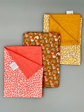 Load image into Gallery viewer, Pillowcase || clover mustard