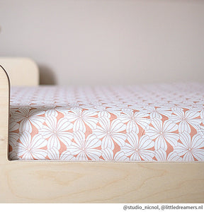 Flowers terracotta | מיטת יחיד