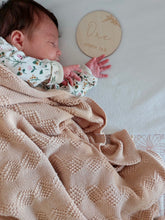 Load image into Gallery viewer, Stone blanket || שמיכת תינוק אורגנית