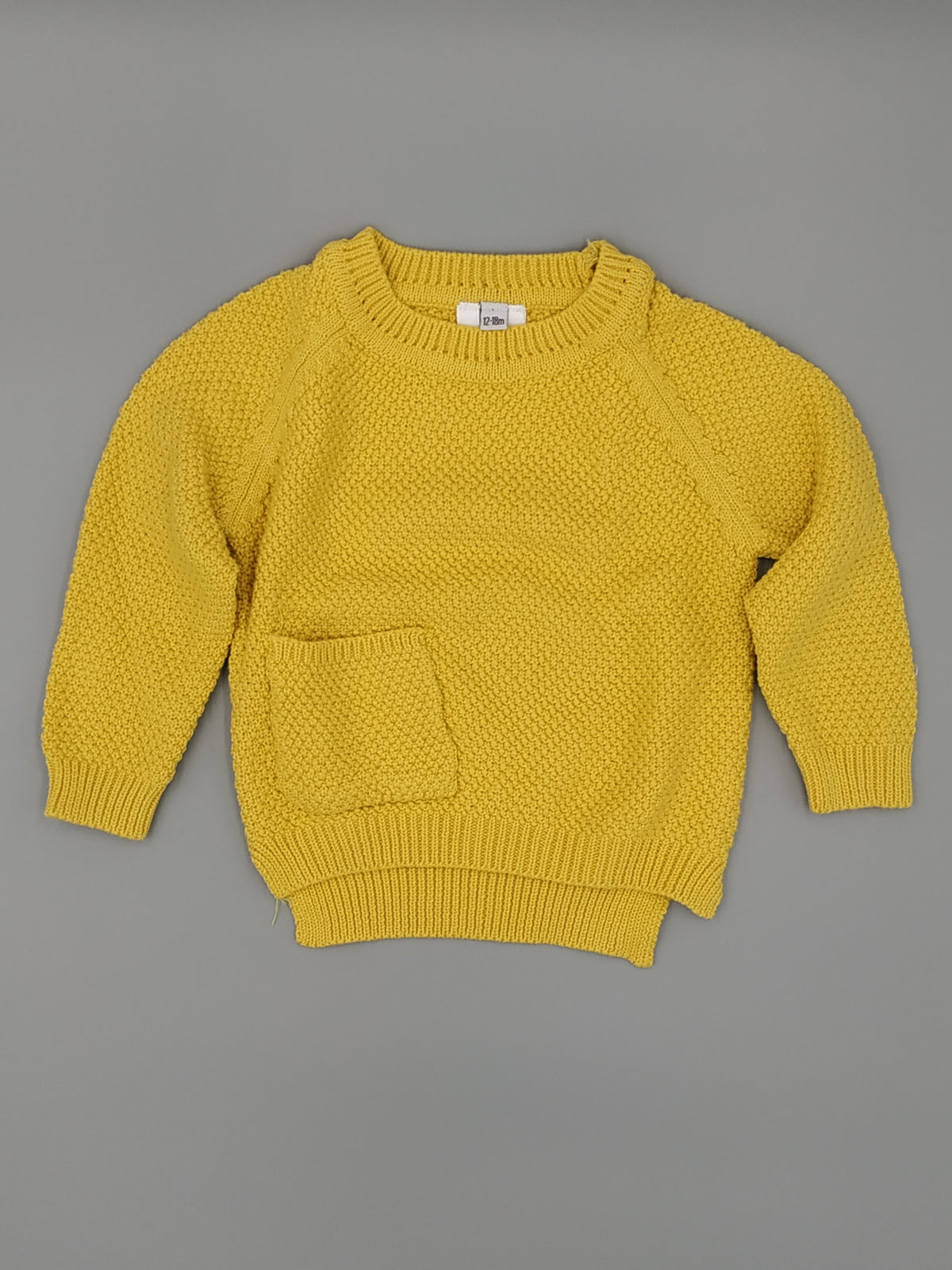 Pocket sweater || yellow