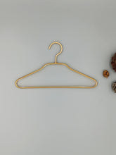 Load image into Gallery viewer, Decorative hanger