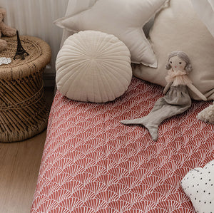 Seashells burgundy || Swedish linens