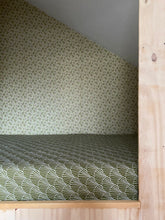 Load image into Gallery viewer, Seashells olive green || Swedish linens